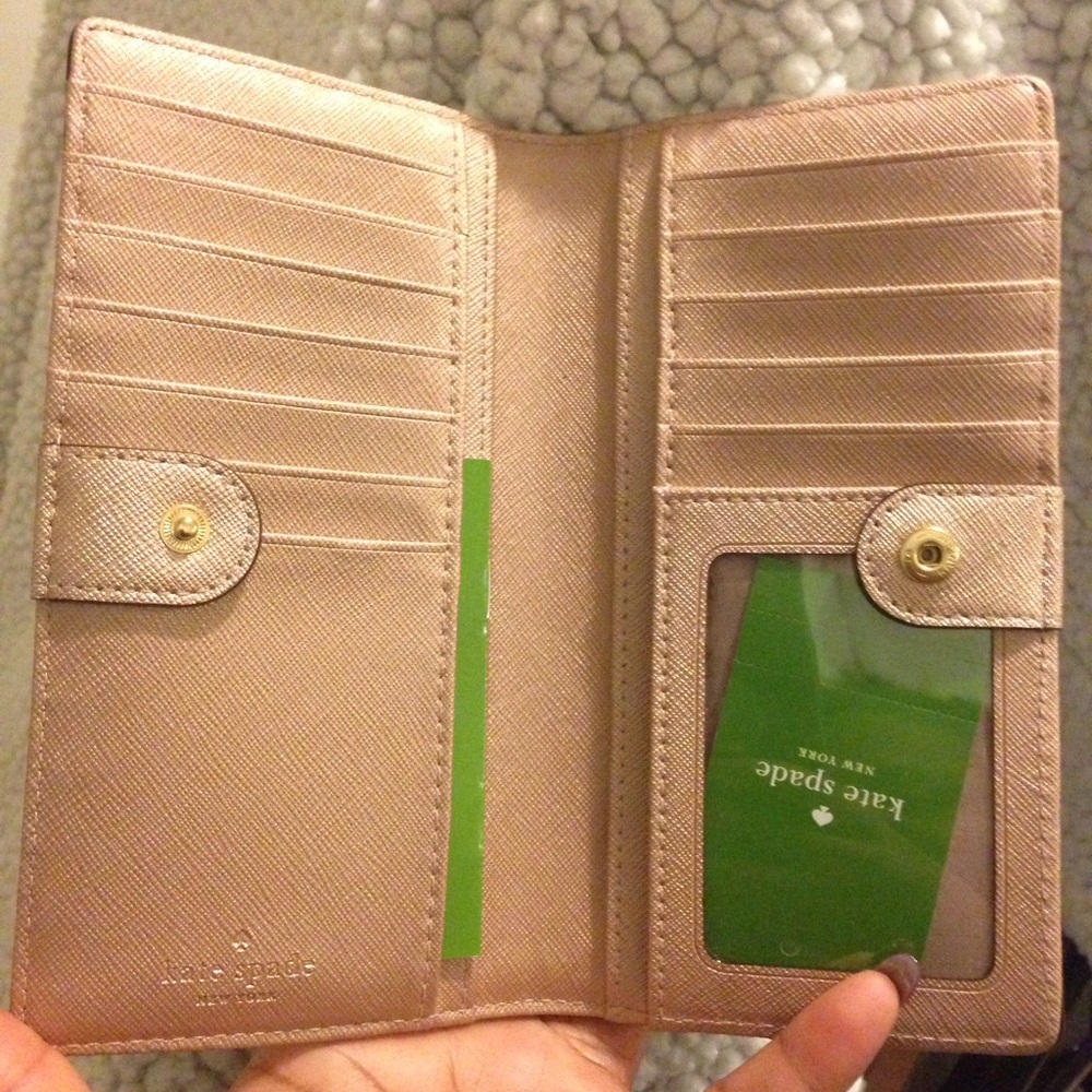 COPY - Kate Spade Rose Gold Newbury Lane Stacy Wallet - Picture 4 of 5